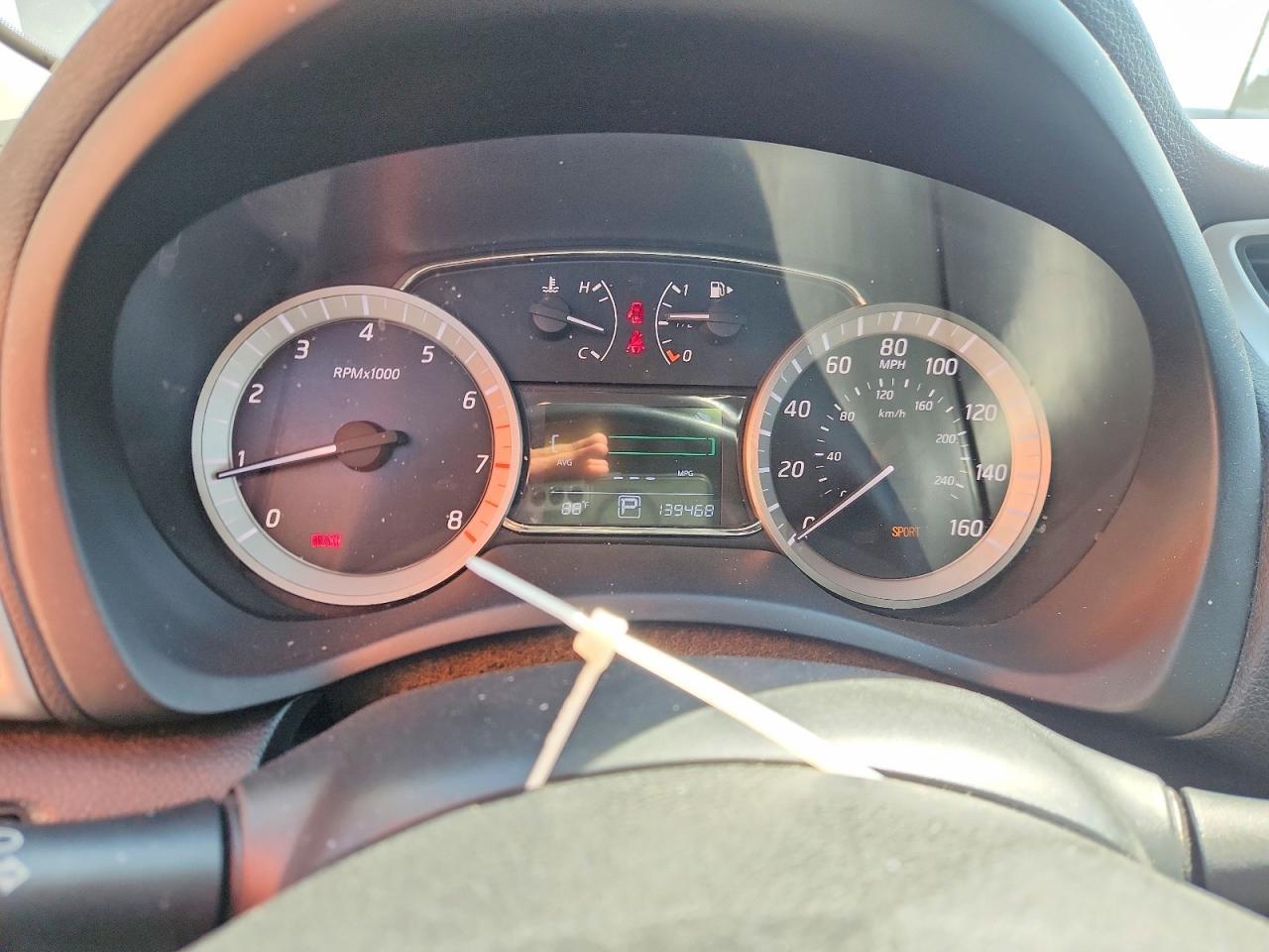 2013 Nissan Sentra S - zdjęcie 9