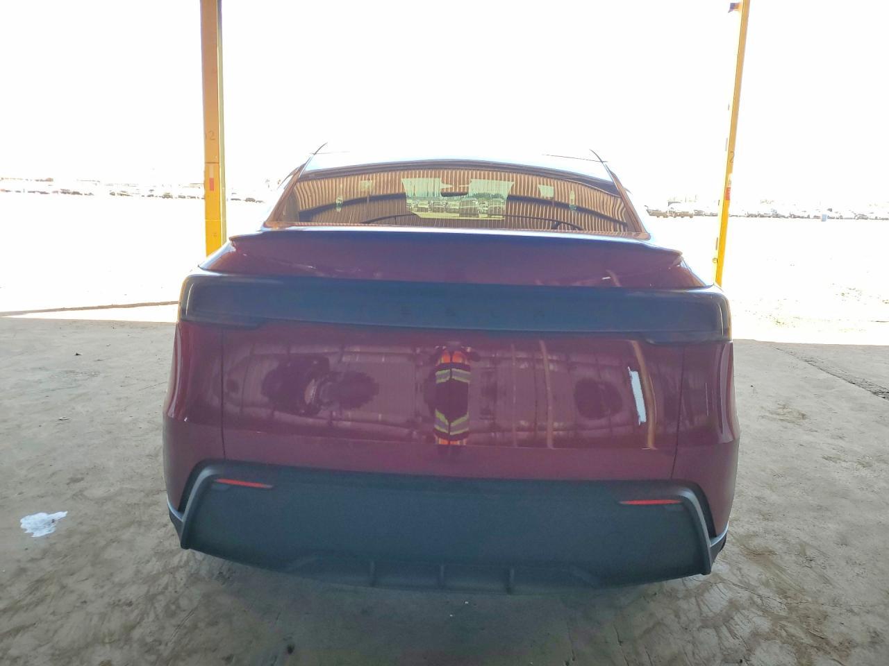 2026 Tesla Model Y - zdjęcie 6