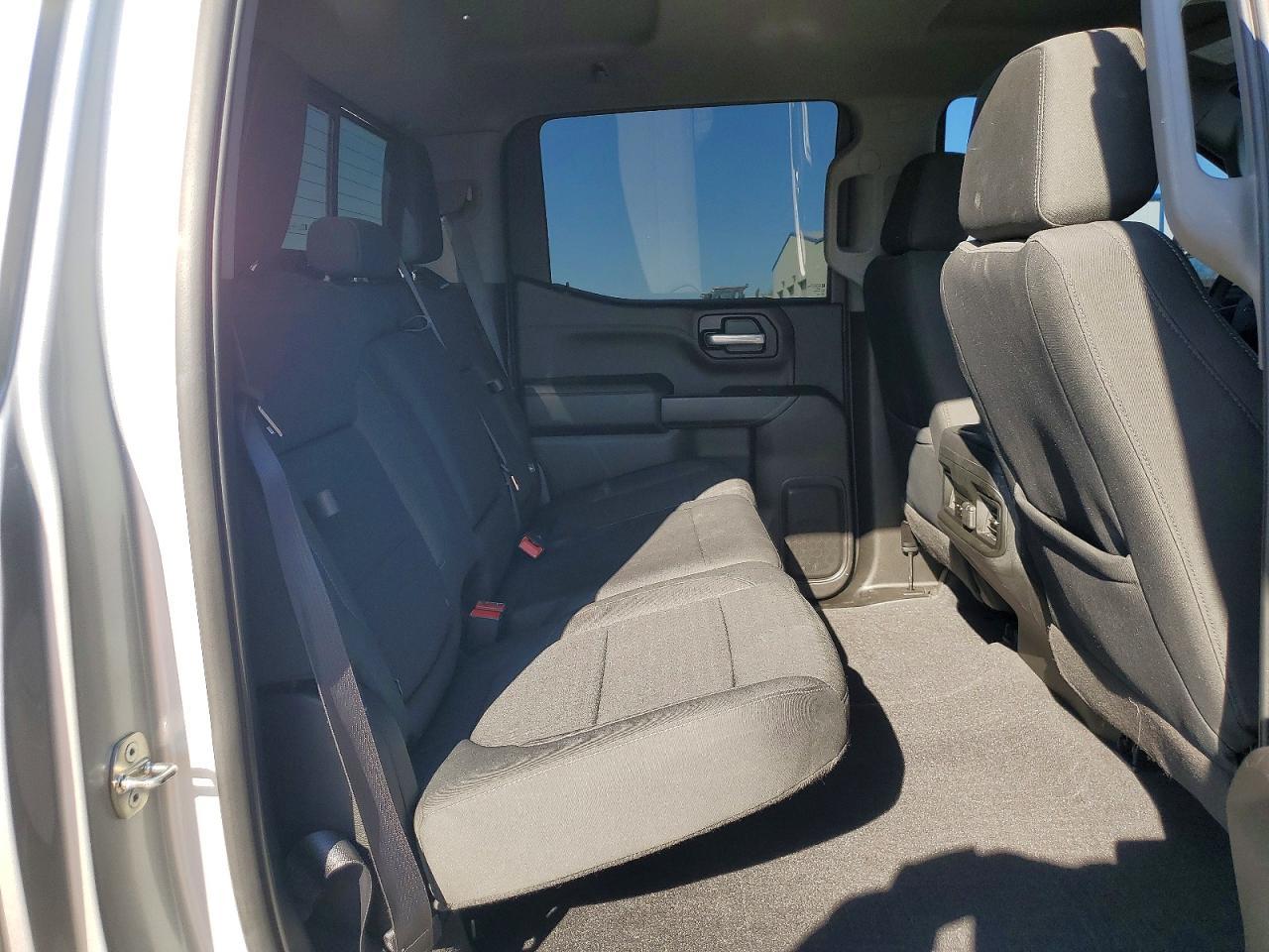 2020 Chevrolet Silverado C1500 Rst - zdjęcie 10