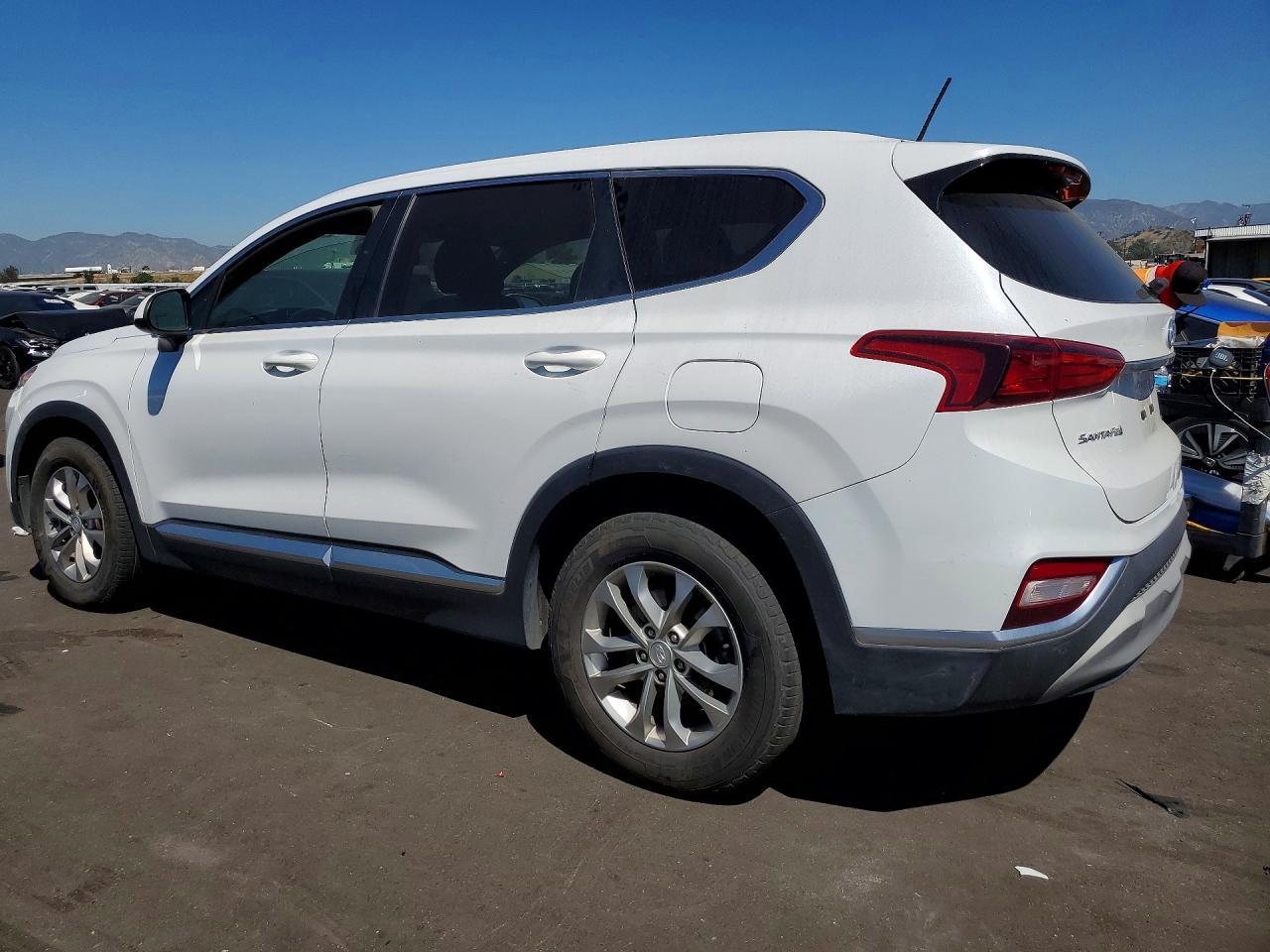2019 Hyundai Santa Fe Se 2.4L - zdjęcie 2