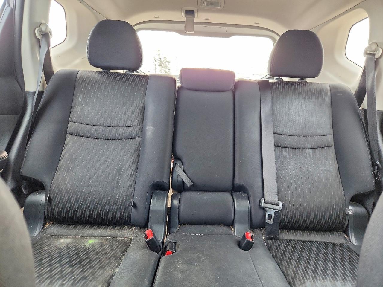 2017 Nissan Rogue S - zdjęcie 10