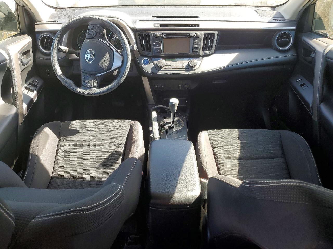 2018 Toyota Rav4 Hybrid Le - zdjęcie 8