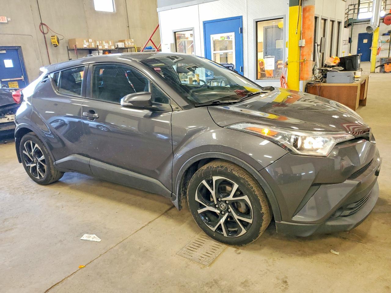 2018 Toyota C-Hr Xle - zdjęcie 4