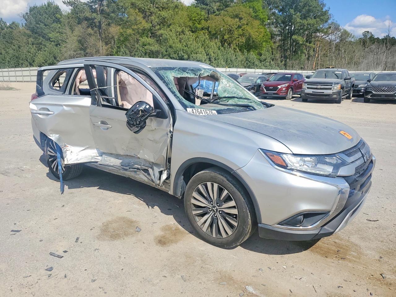 2020 Mitsubishi Outlander Se - zdjęcie 4