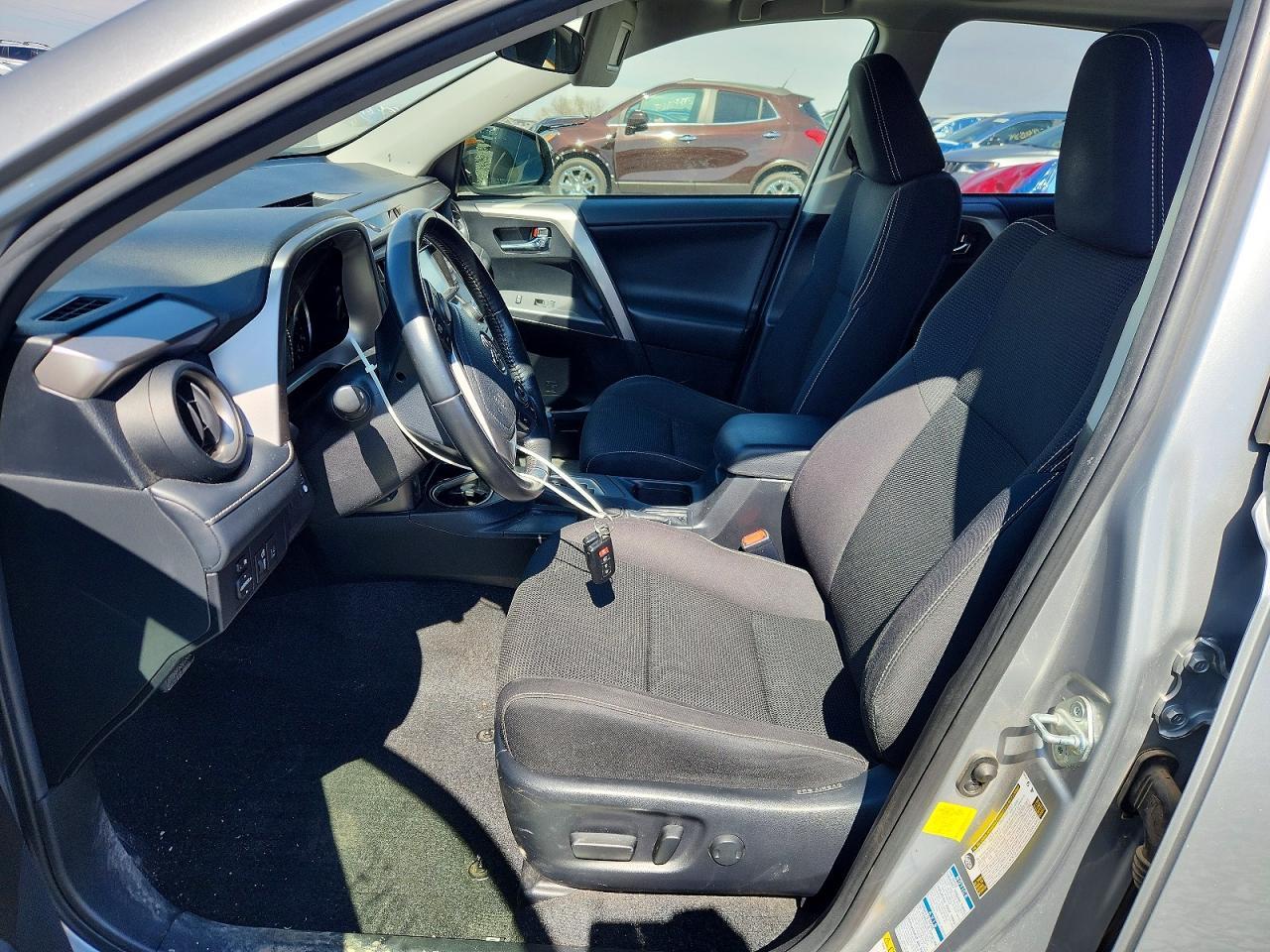 2018 Toyota Rav4 Xle - zdjęcie 7