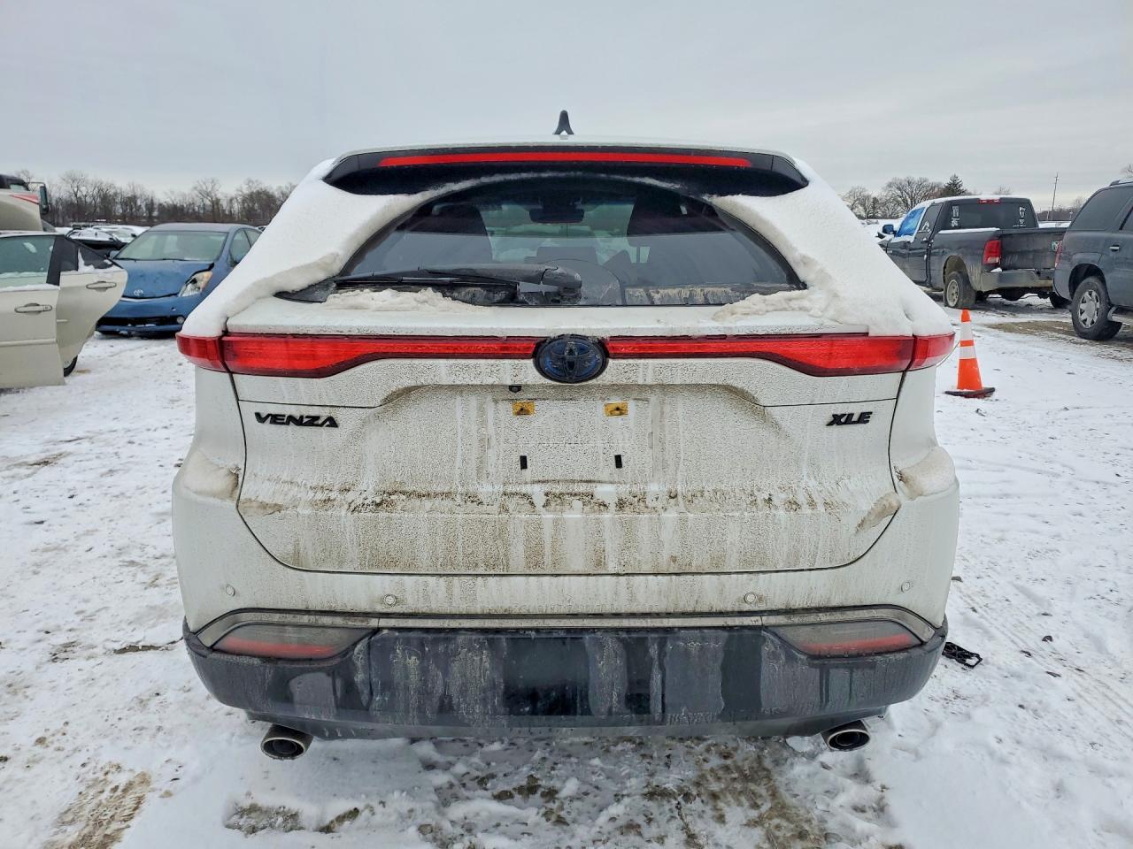 2024 Toyota Venza Nightshade Edition - zdjęcie 6