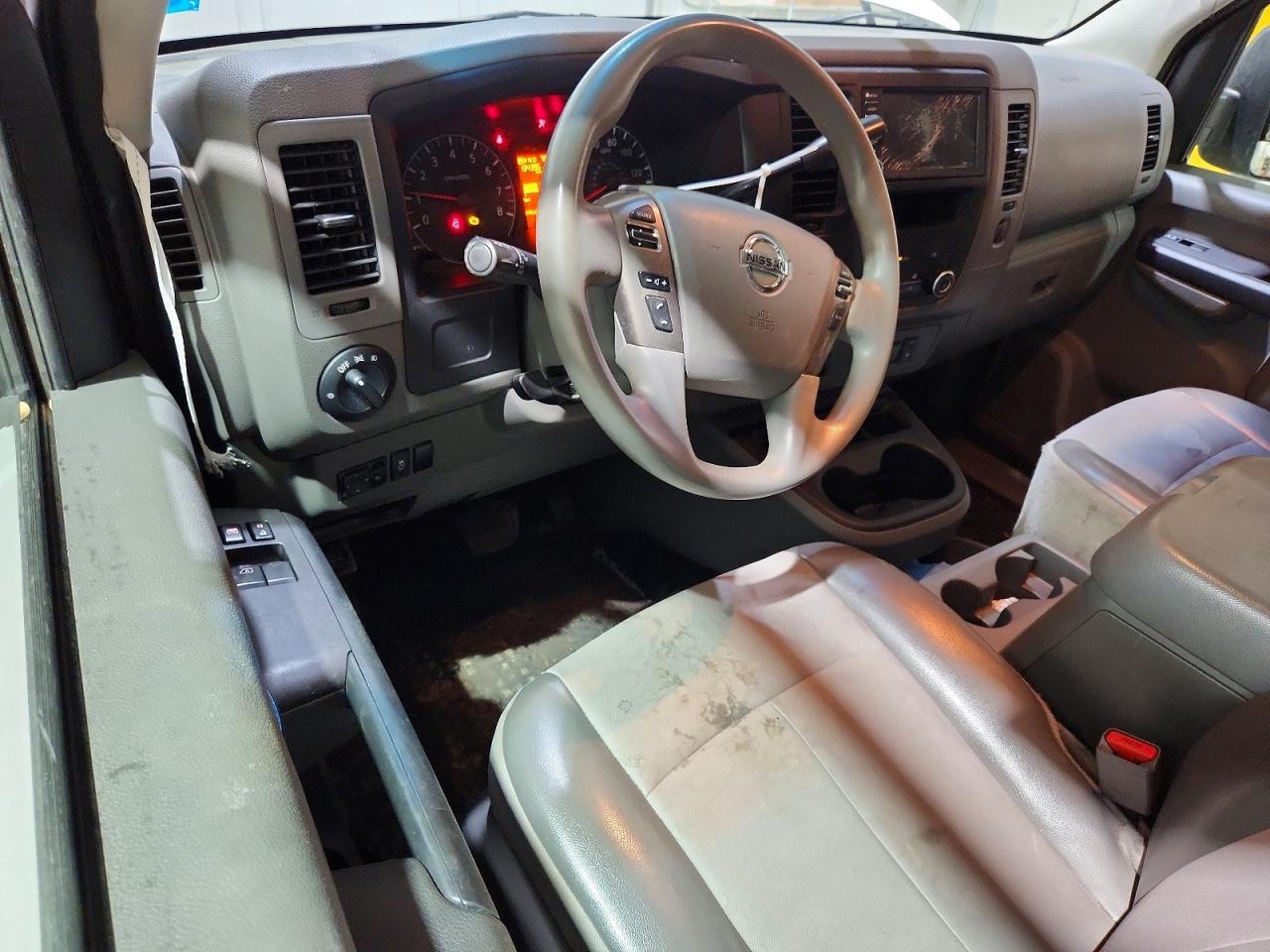 2019 Nissan Nv 2500 Hd Sv - zdjęcie 8