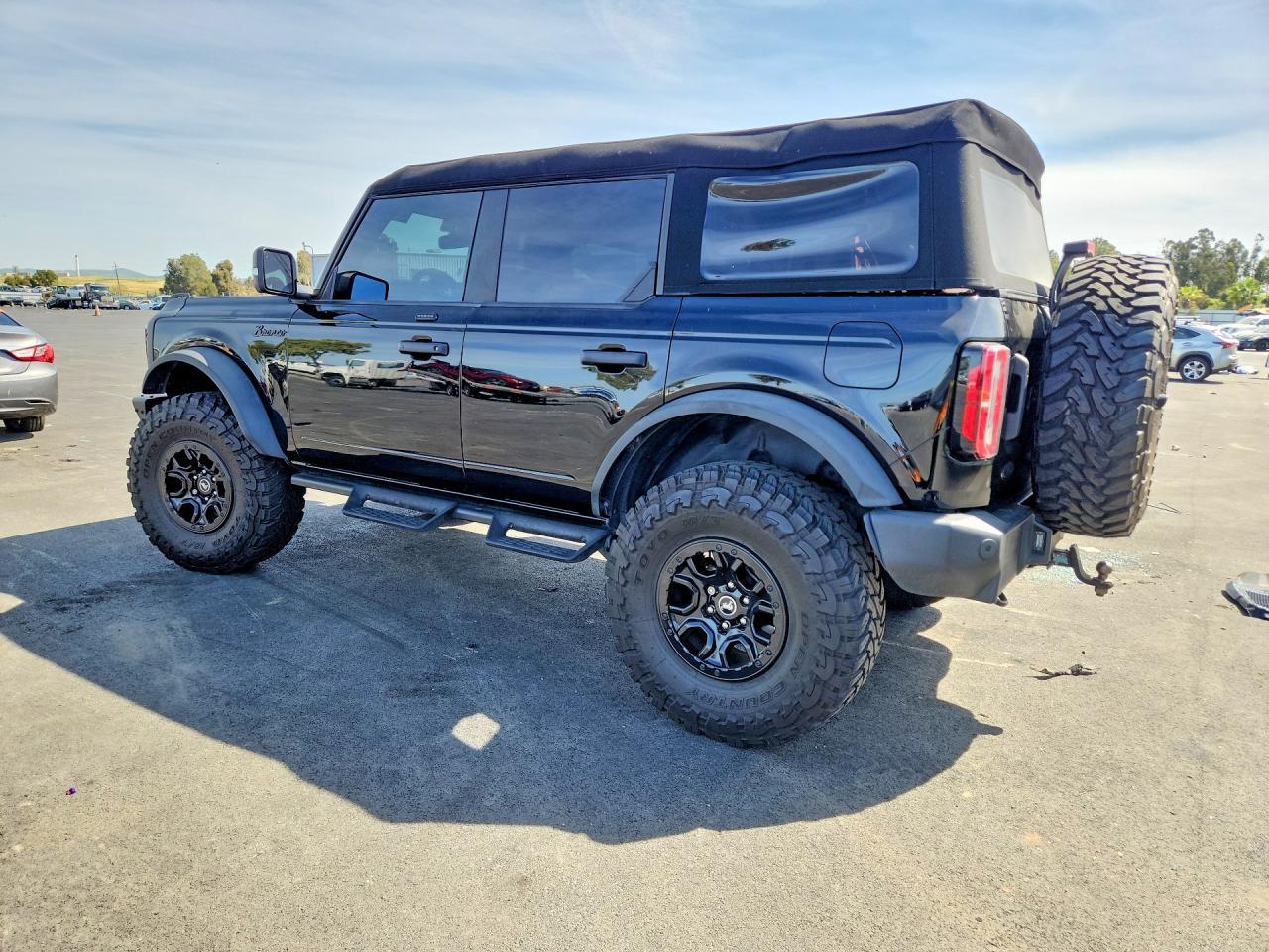 2023 Ford Bronco Base - zdjęcie 2