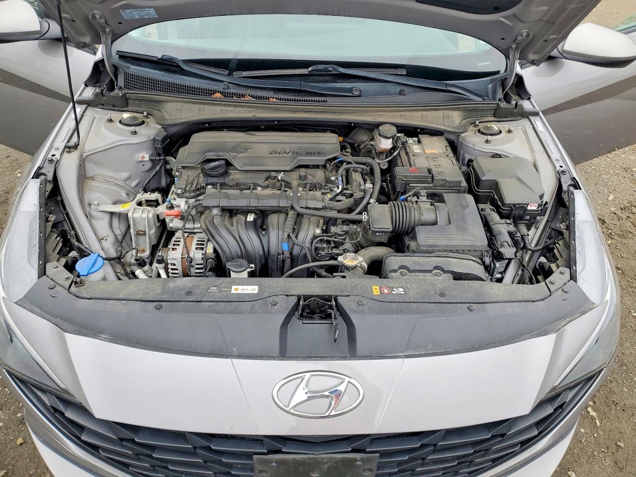 2021 Hyundai Elantra Se - zdjęcie 11