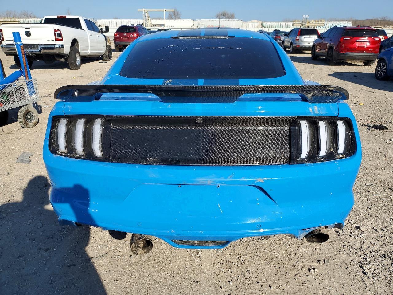 2017 Ford Mustang Gt - zdjęcie 6