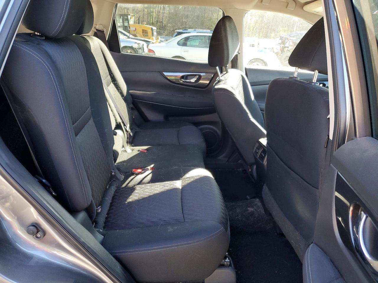 2020 Nissan Rogue Sv - zdjęcie 11