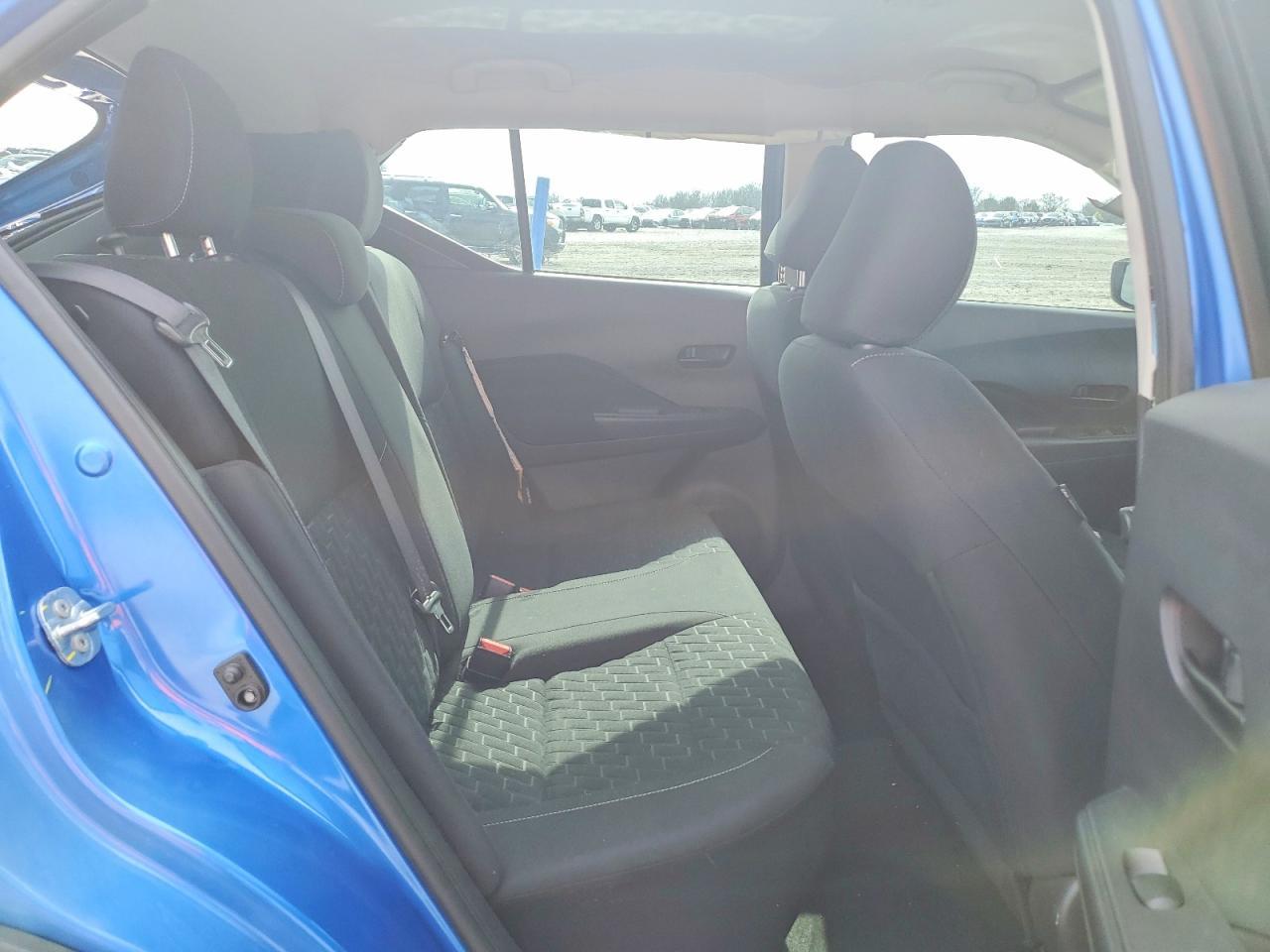 2021 Nissan Kicks S - zdjęcie 11