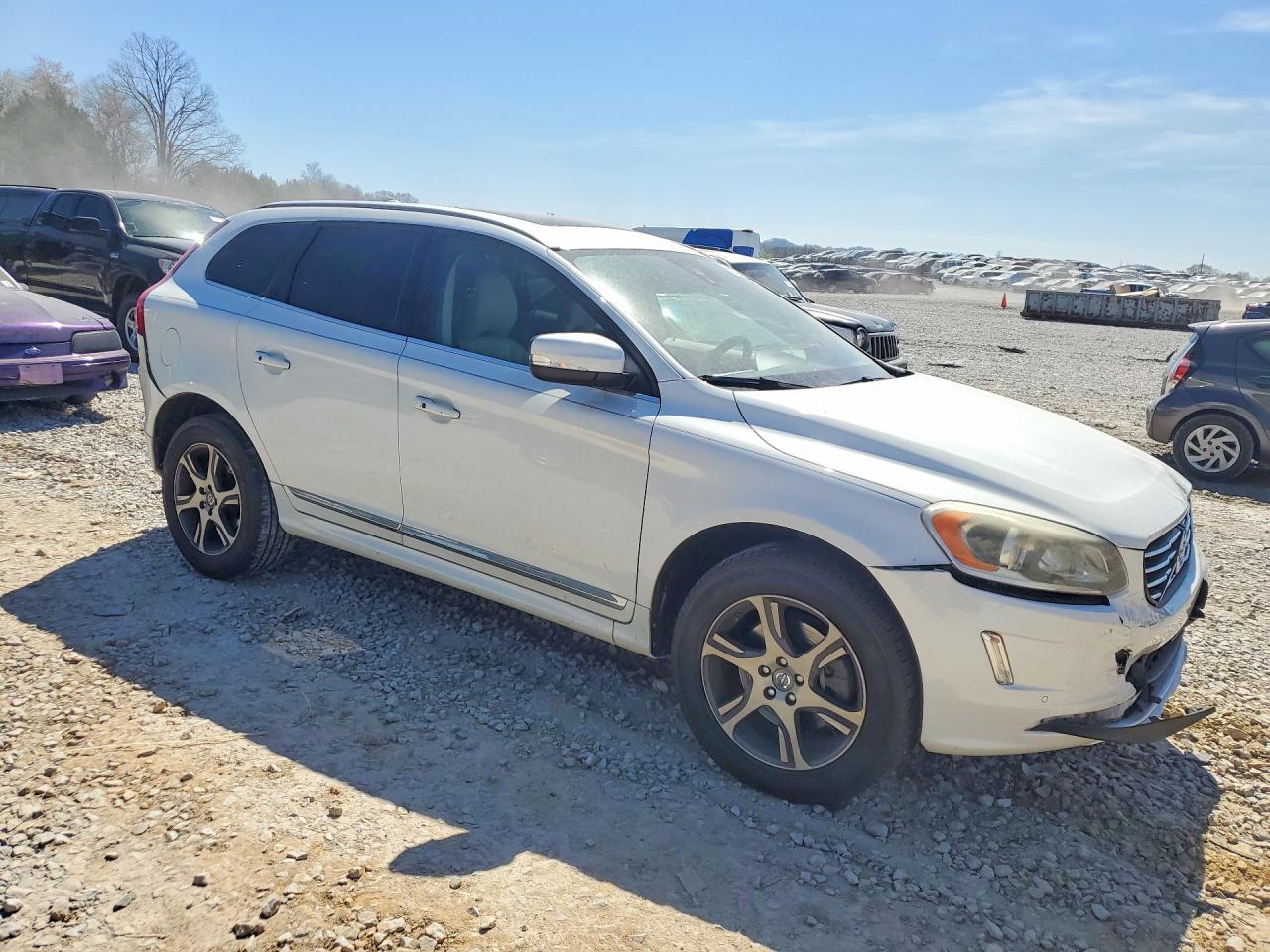 2015 Volvo Xc60 T6 Premier - zdjęcie 4