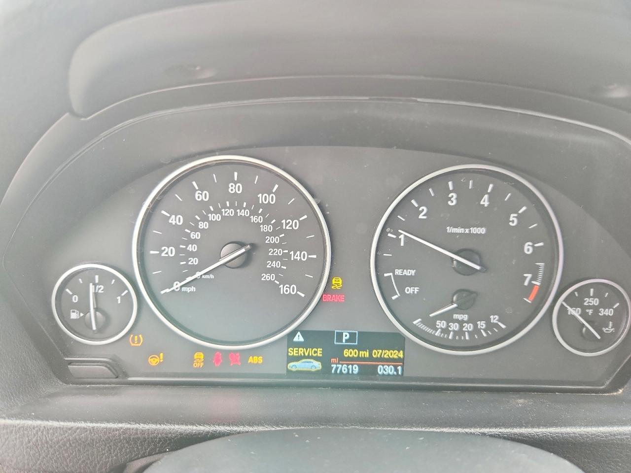 2016 BMW 320 I - zdjęcie 9