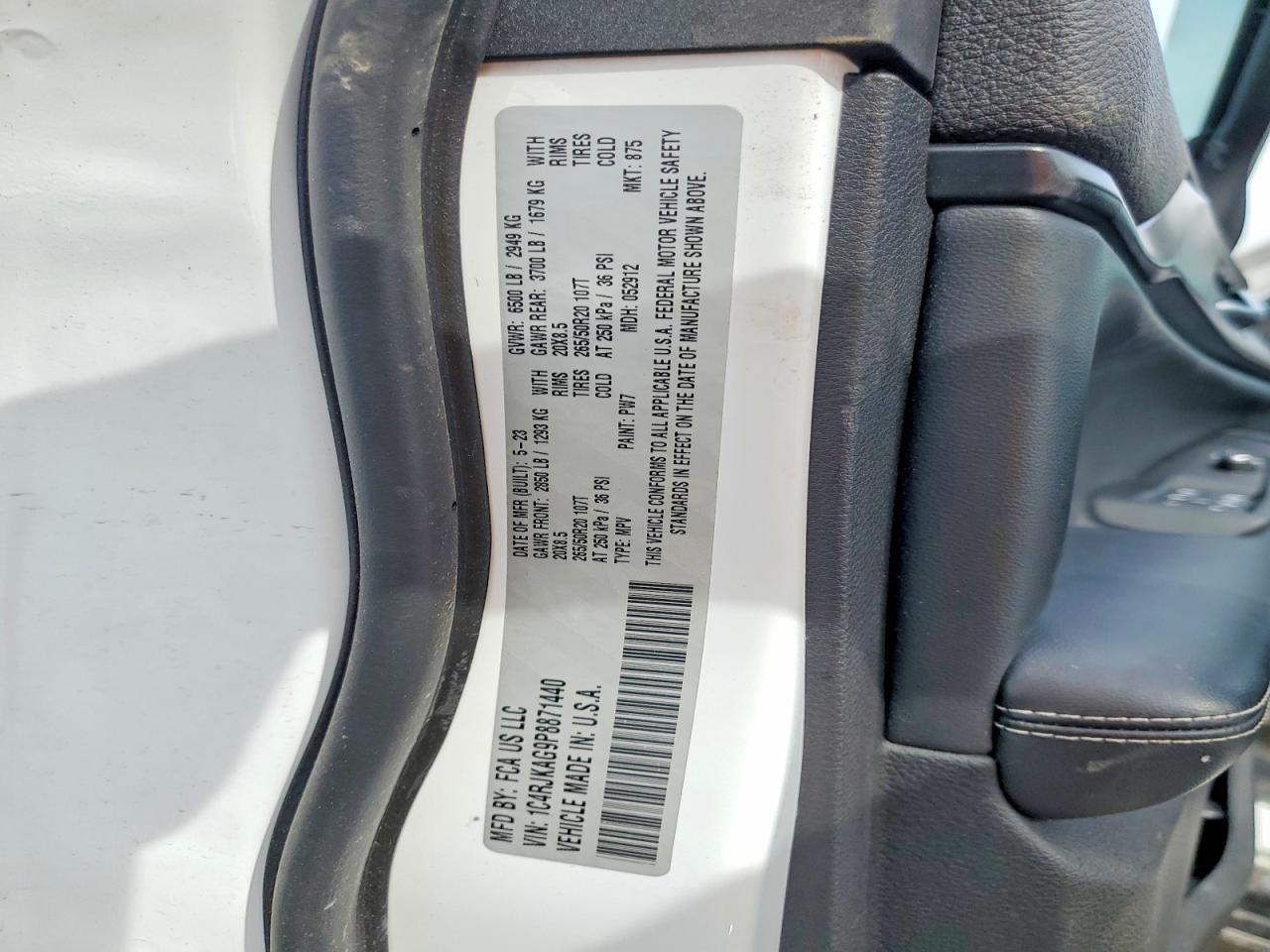 2023 Jeep Grand Cherokee L Laredo - zdjęcie 13