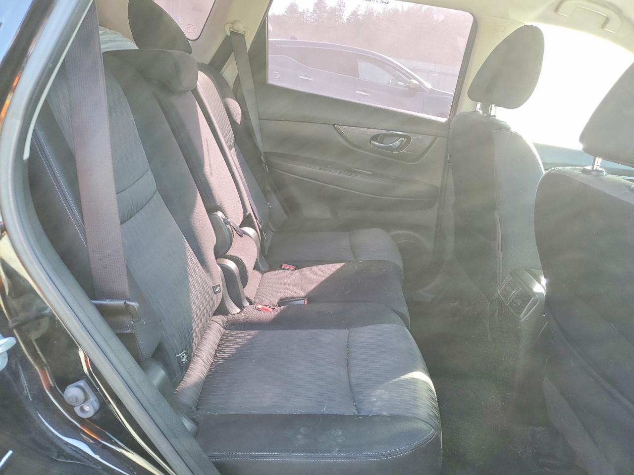 2017 Nissan Rogue S - zdjęcie 10