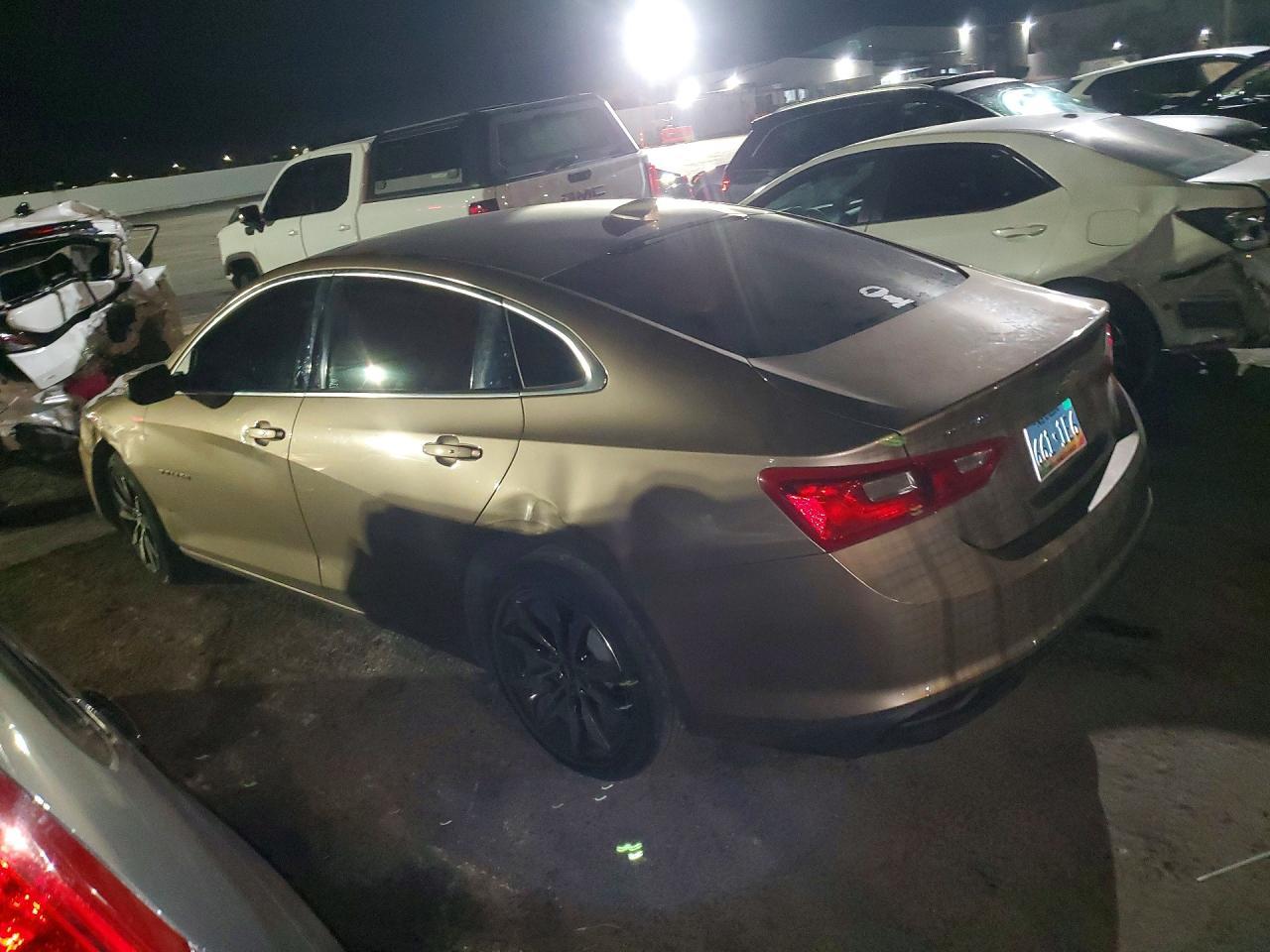 2018 Chevrolet Malibu Lt - zdjęcie 2