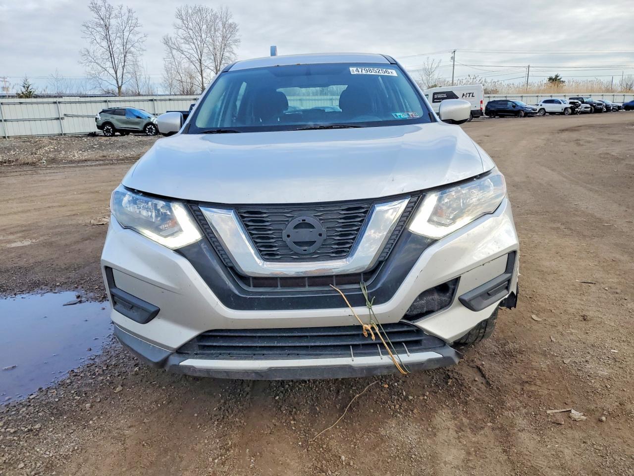 Nissan Rogue - zdjęcie 5