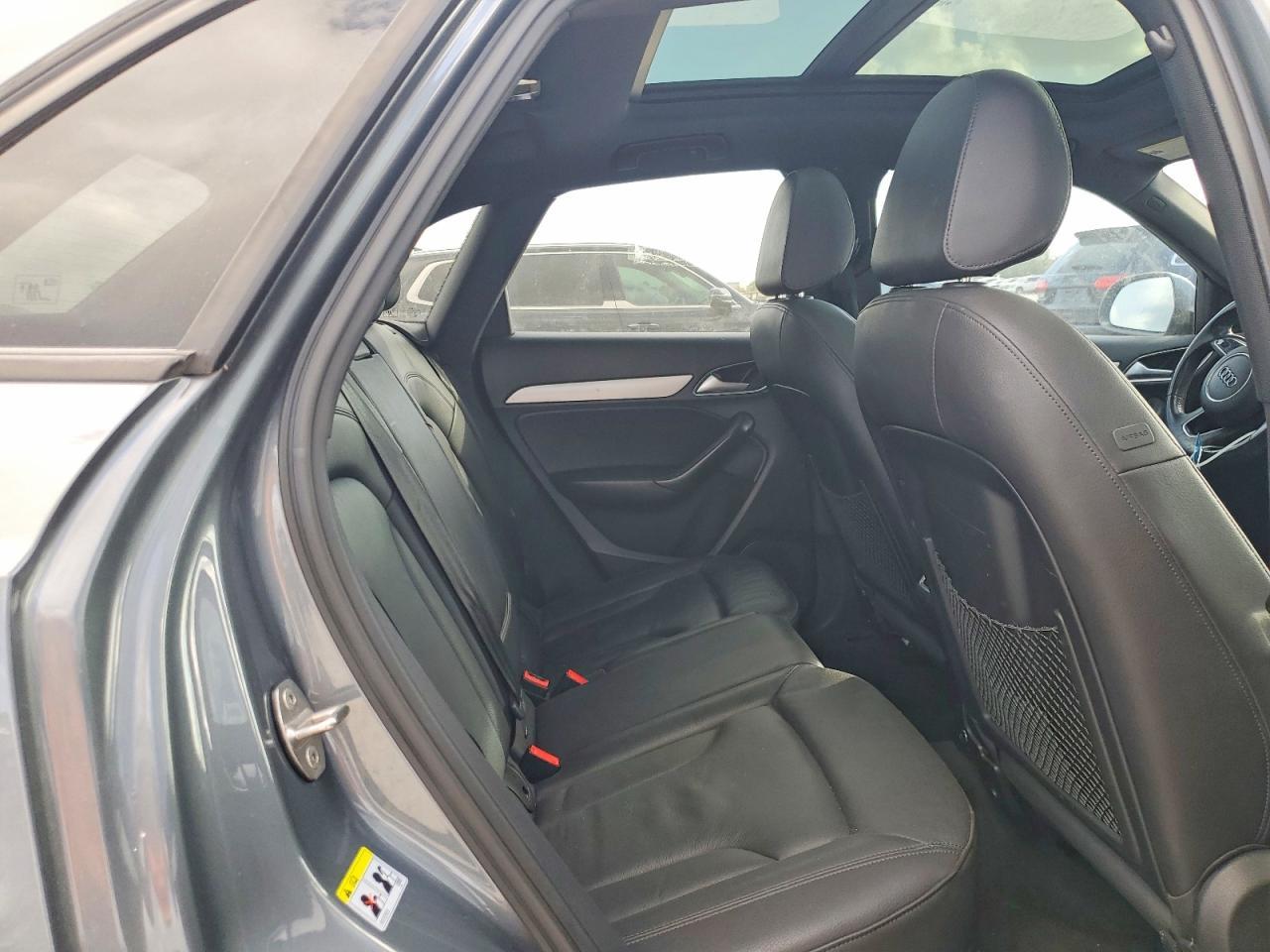 2017 Audi Q3 Premium - zdjęcie 11