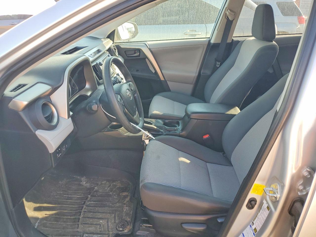 2013 Toyota Rav4 Le - zdjęcie 7