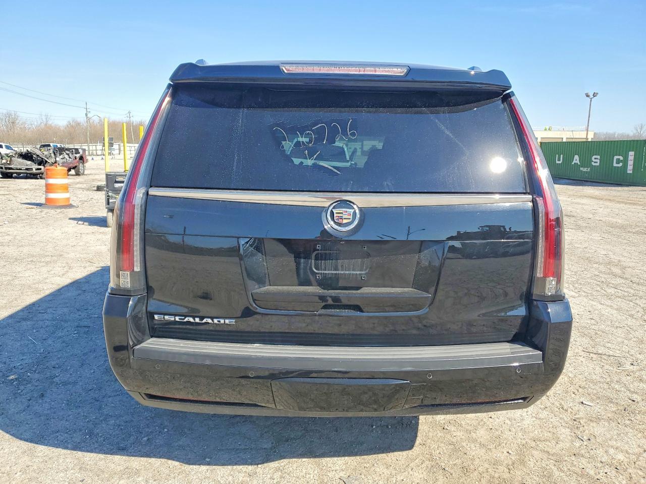 2015 Cadillac Escalade Luxury - zdjęcie 6