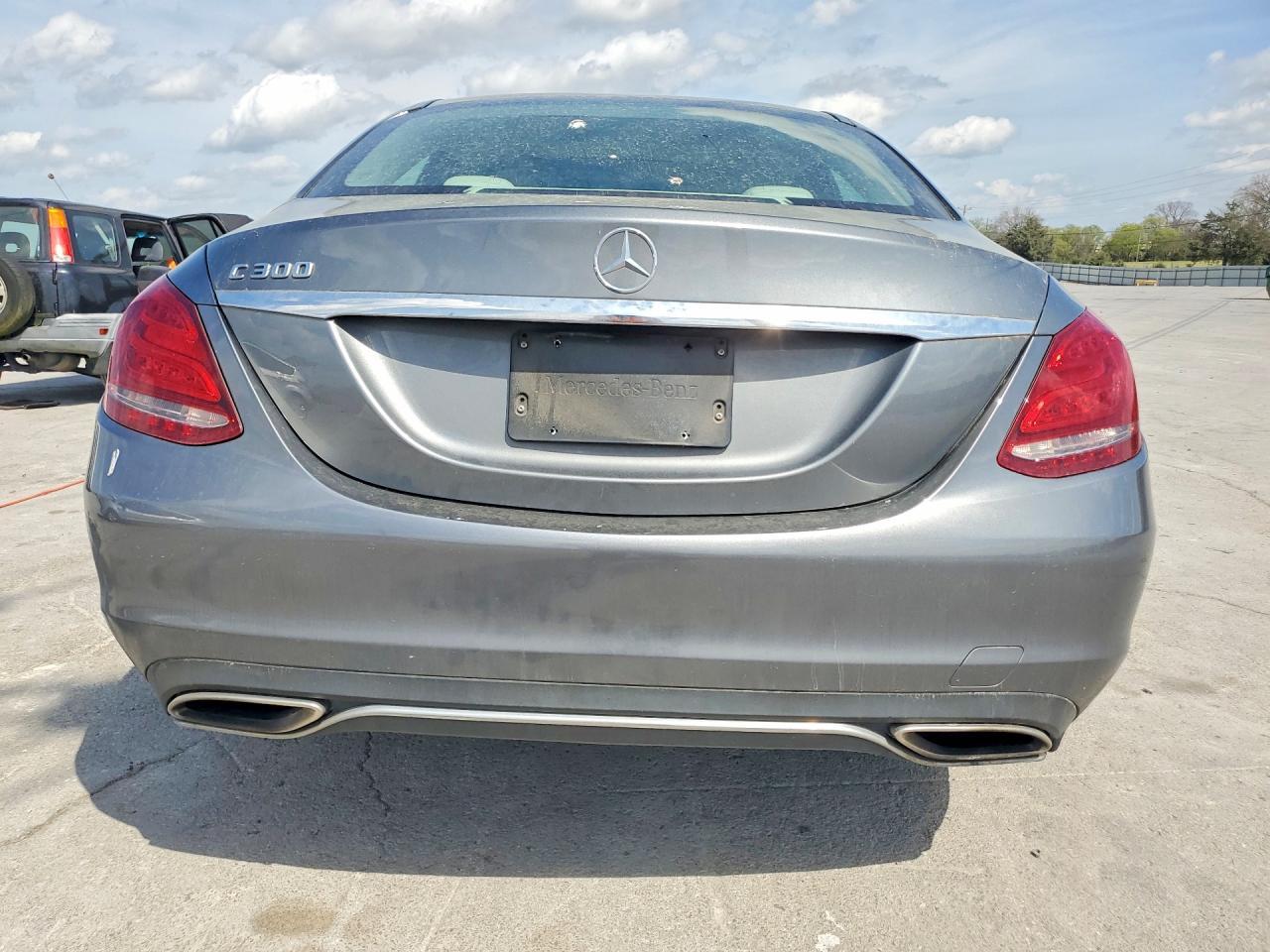 2017 Mercedes-Benz C 300 - zdjęcie 6