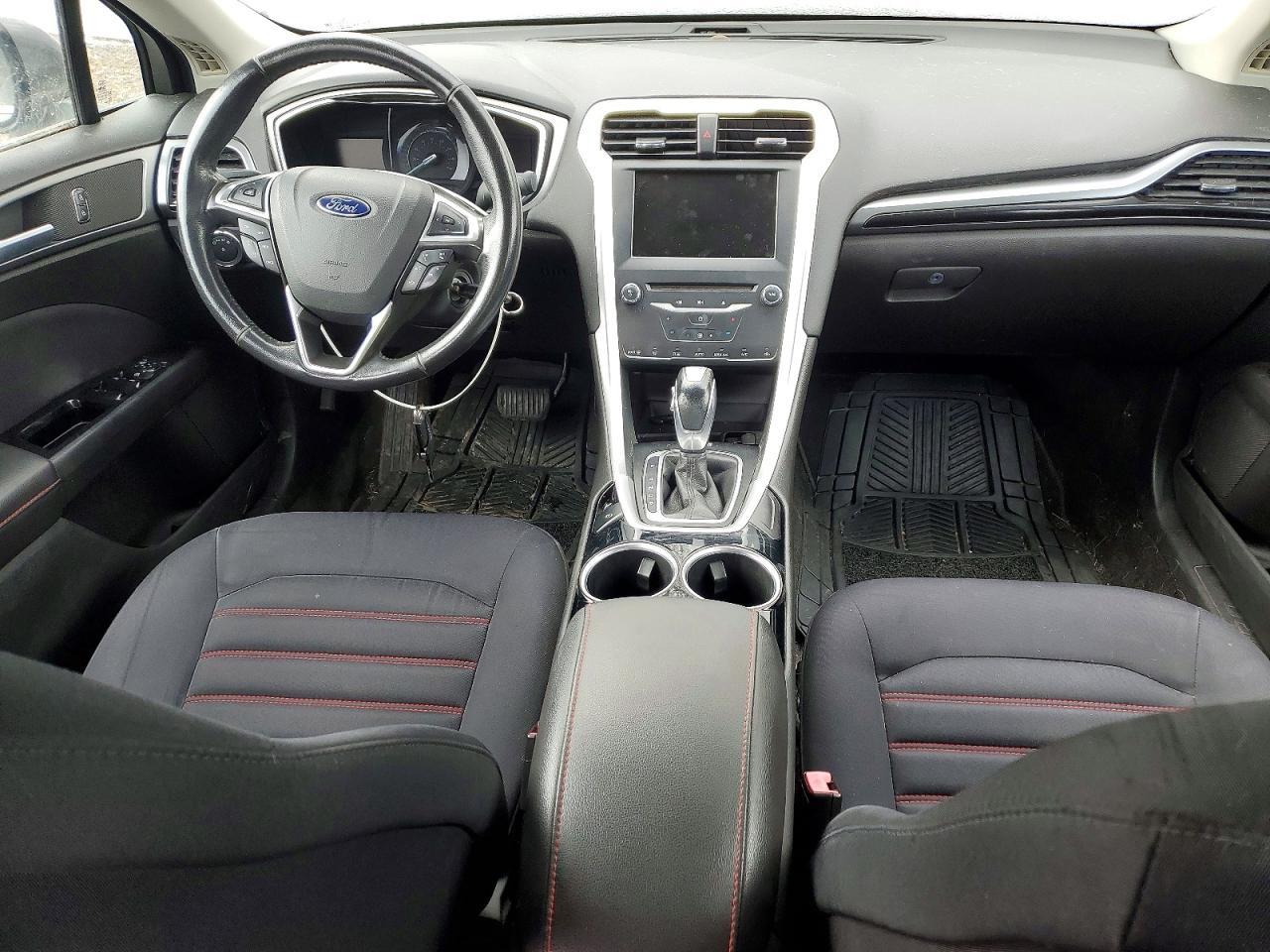 2013 Ford Fusion Se - zdjęcie 8