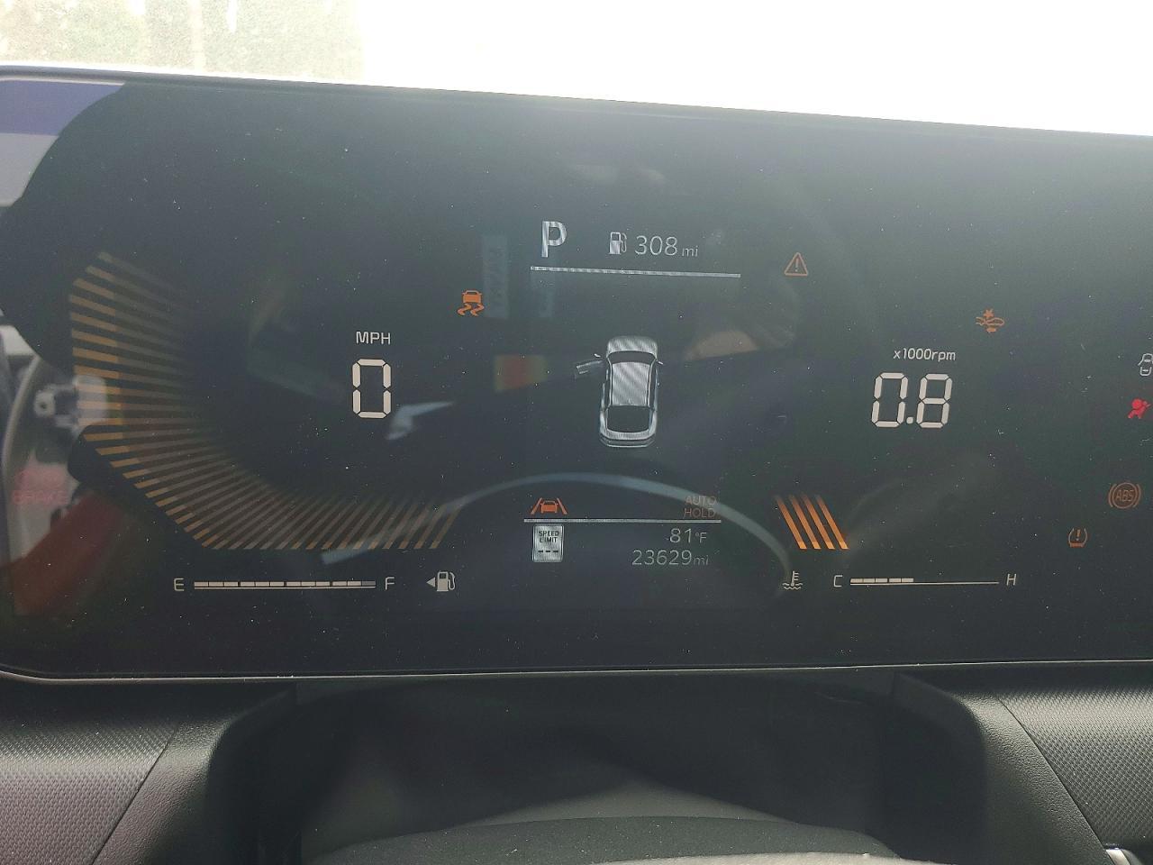 2025 Kia K4 Lxs - zdjęcie 9