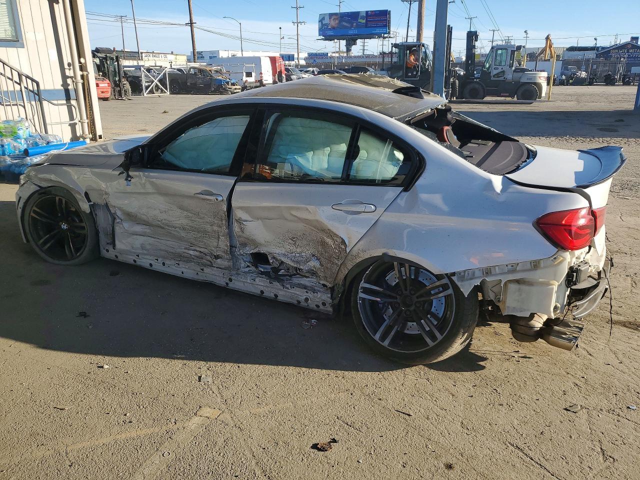 BMW M3 - zdjęcie 2