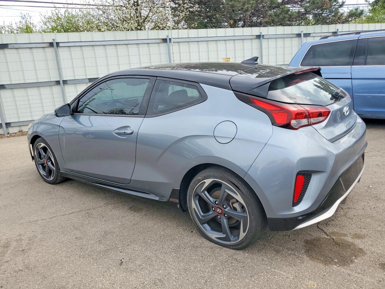 2020 Hyundai Veloster Turbo Ultimate - zdjęcie 2