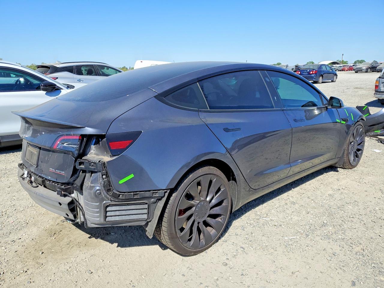 2023 Tesla Model 3 - zdjęcie 3