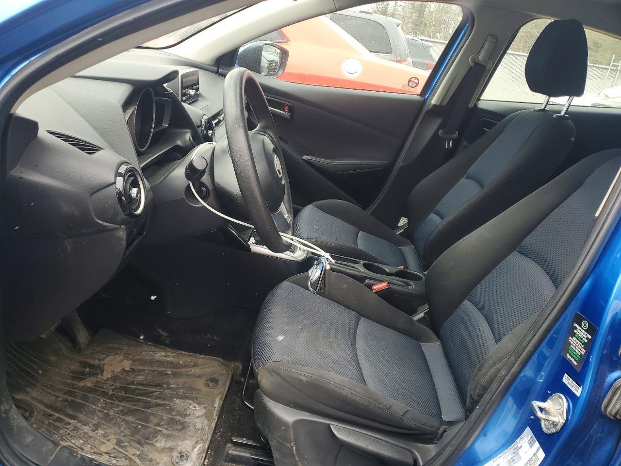 2016 Toyota Yaris - zdjęcie 7