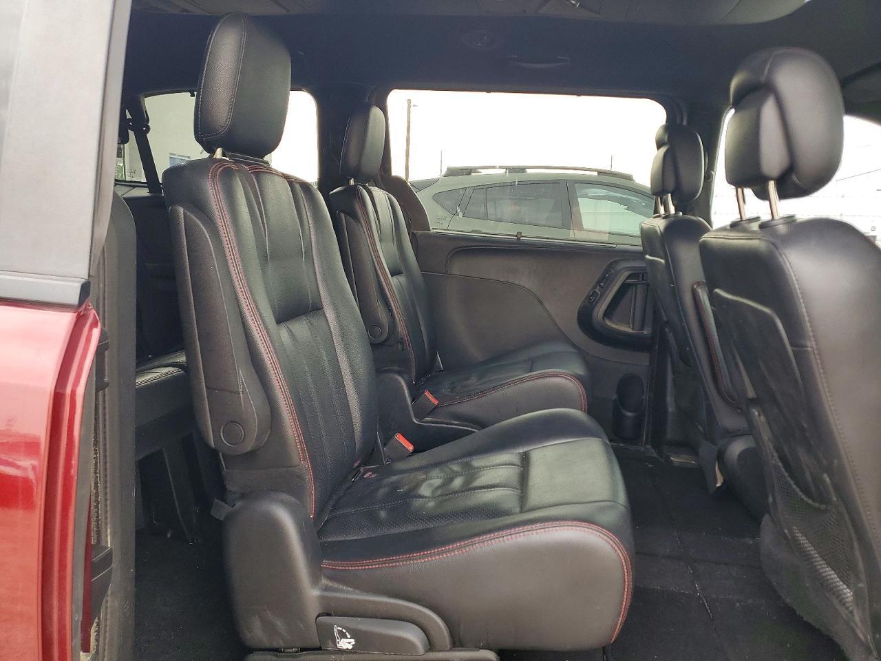 2017 Dodge Grand Caravan Gt - zdjęcie 11