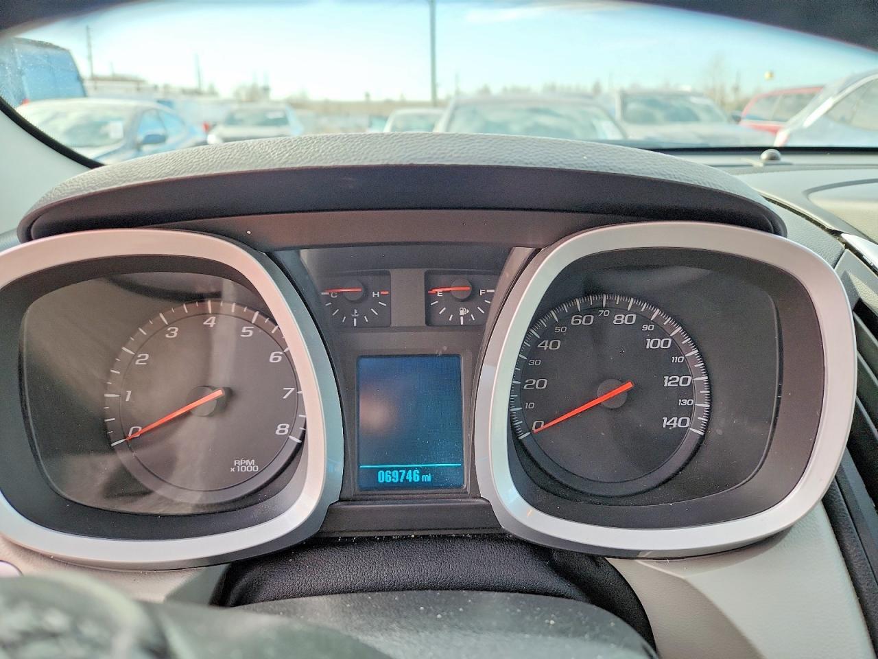 2017 Chevrolet Equinox Premier - zdjęcie 9