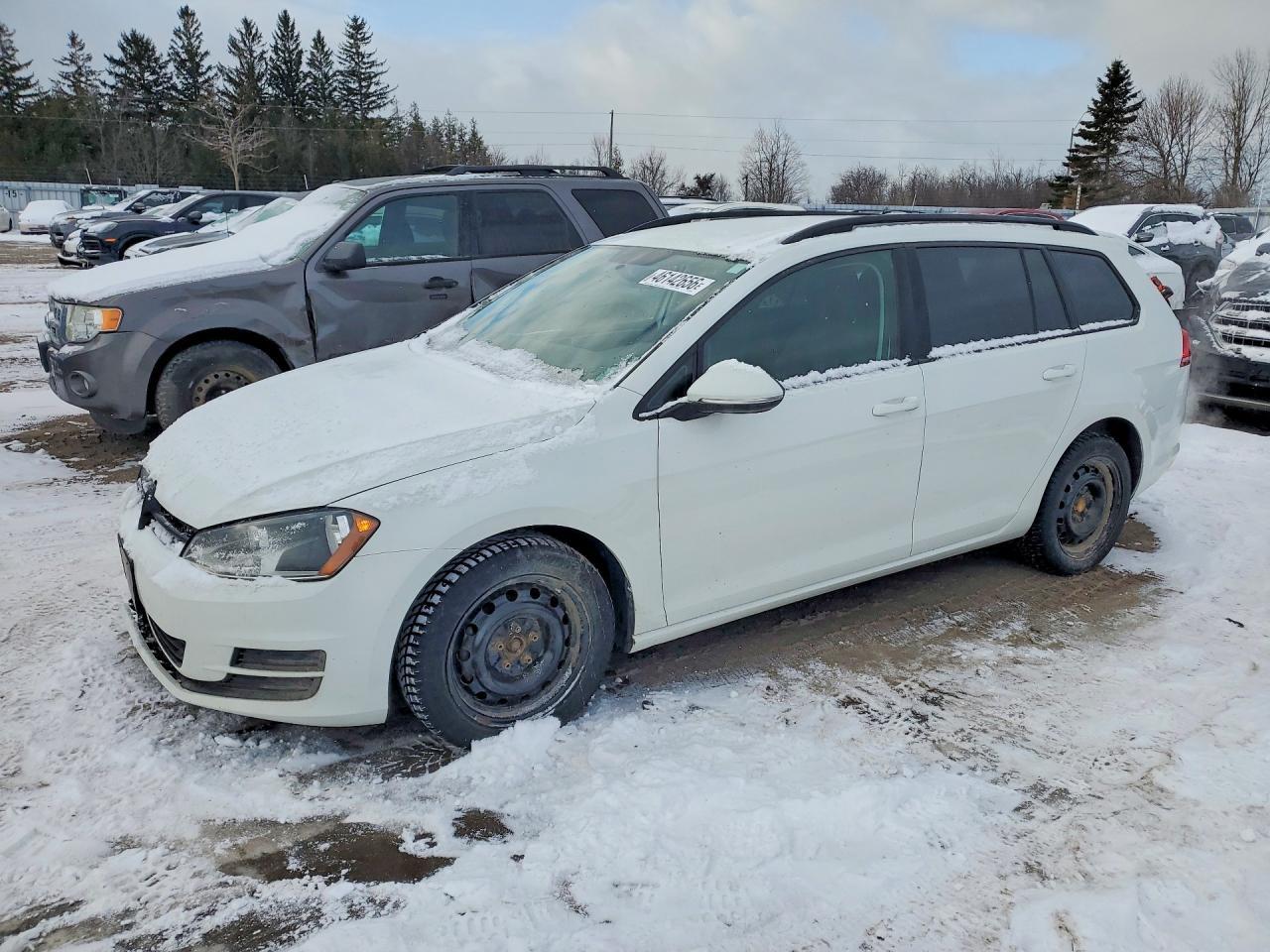 2016 Volkswagen Golf Sportwagen S - zdjęcie główne