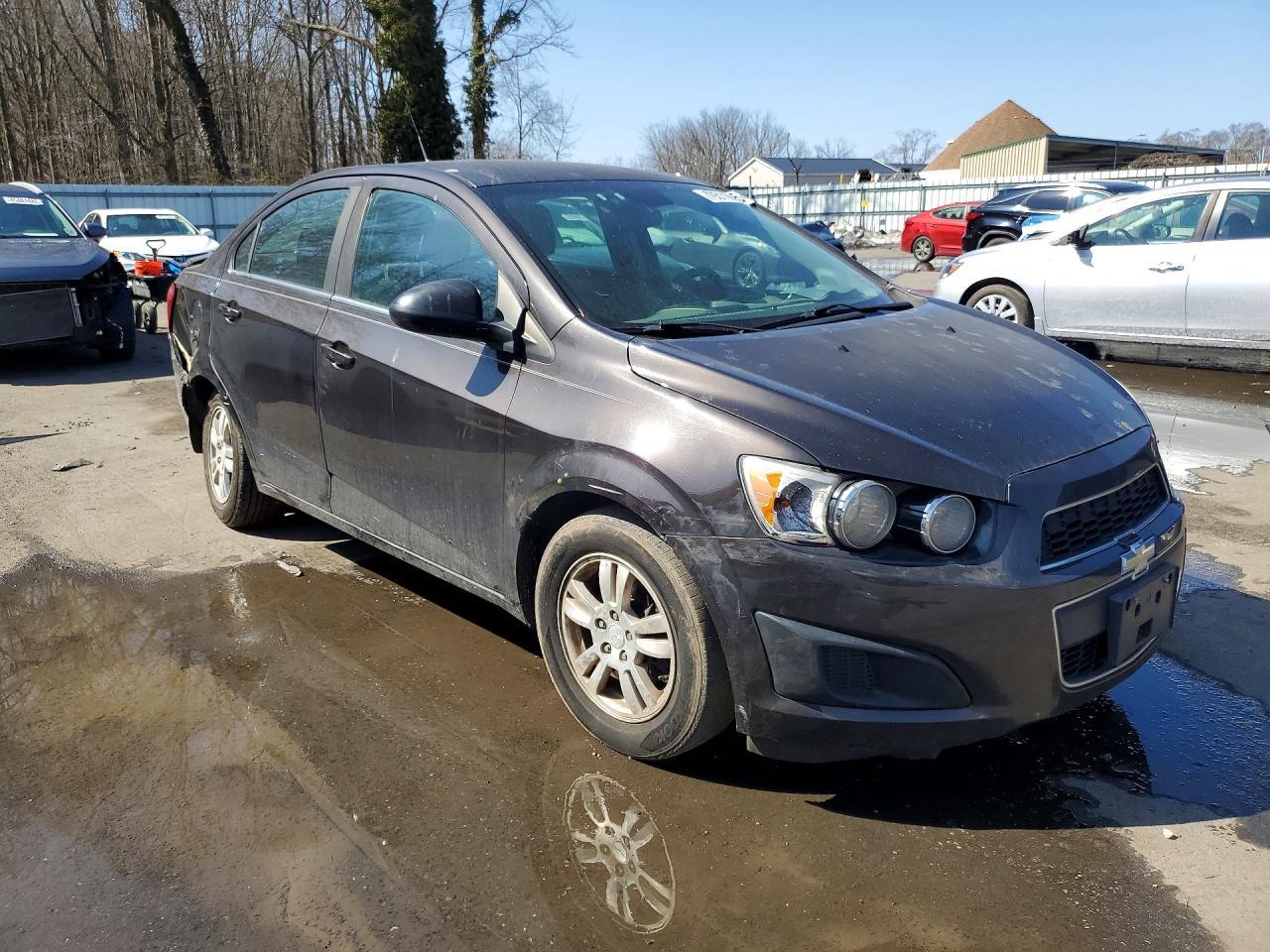 2013 Chevrolet Sonic Lt - zdjęcie 4