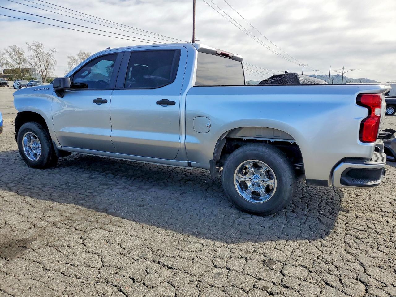 2019 Chevrolet Silverado C1500 Custom - zdjęcie 2