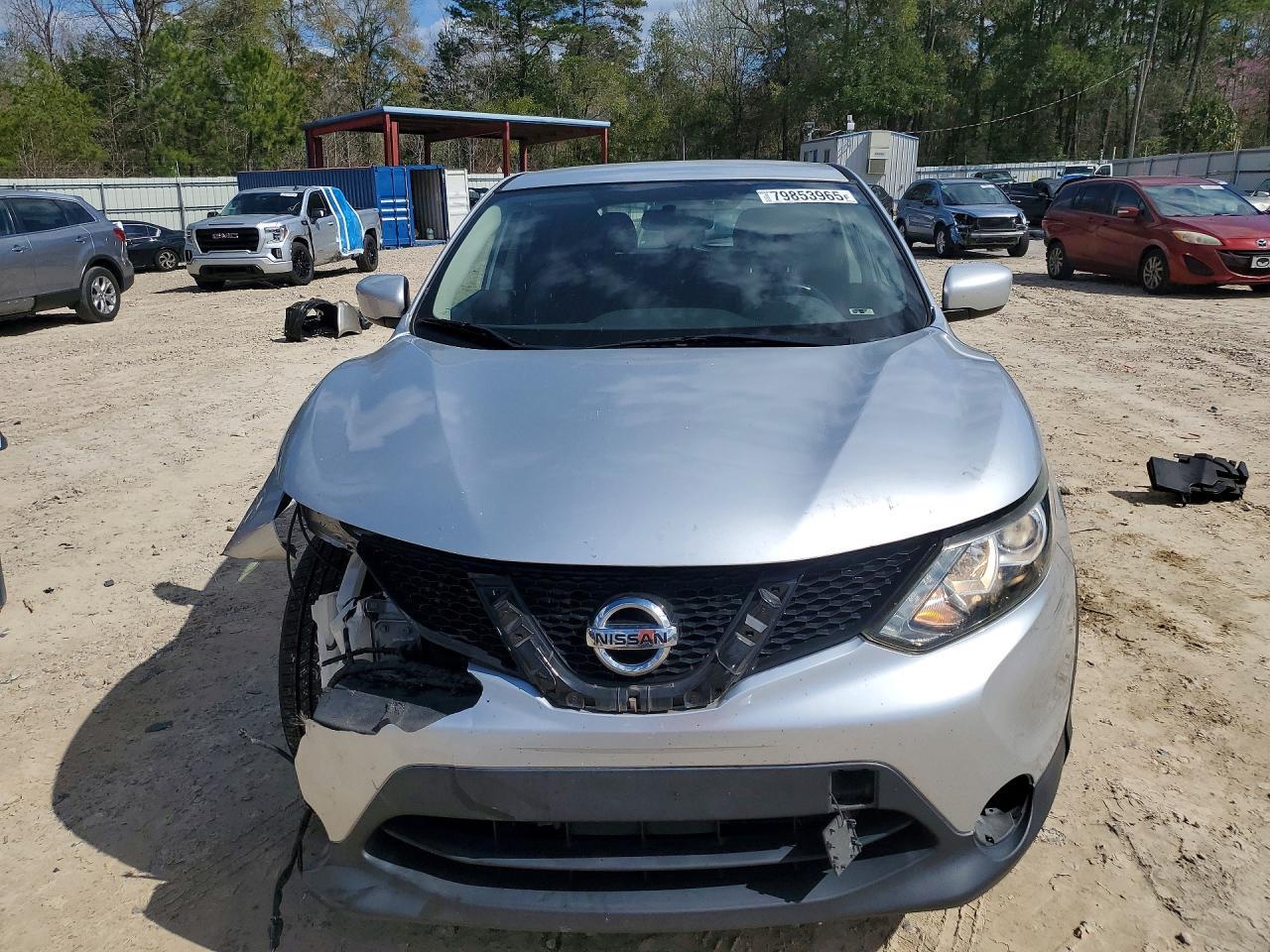 2017 Nissan Rogue Sport S - zdjęcie 5