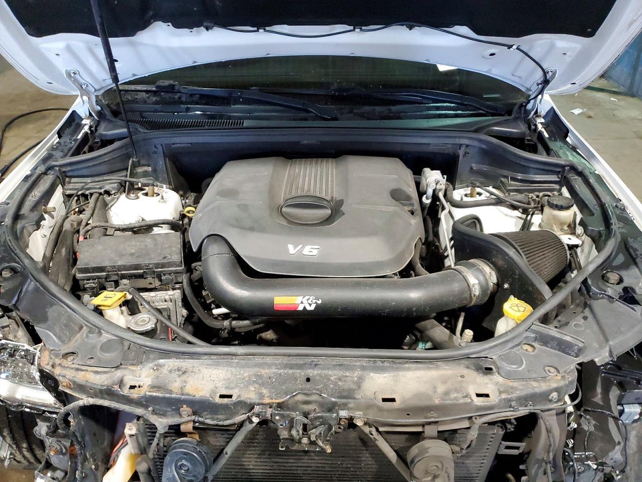 2015 Jeep Grand Cherokee Overland - zdjęcie 12