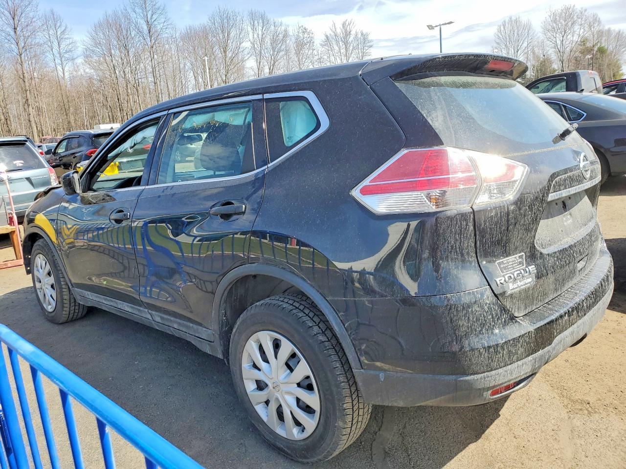 2016 Nissan Rogue S - zdjęcie 2