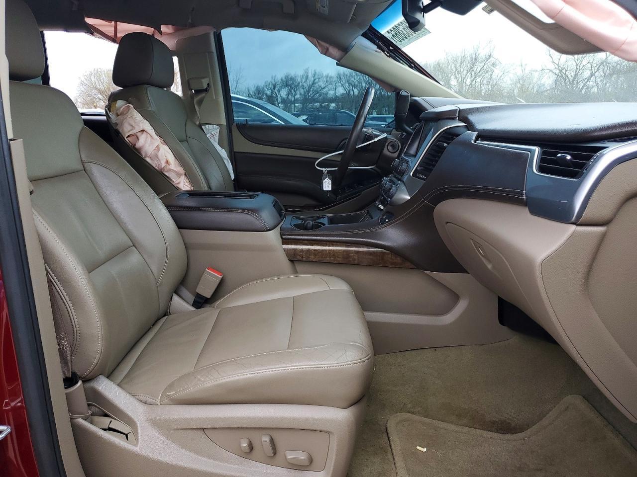 2016 Chevrolet Tahoe C1500 Lt - zdjęcie 7