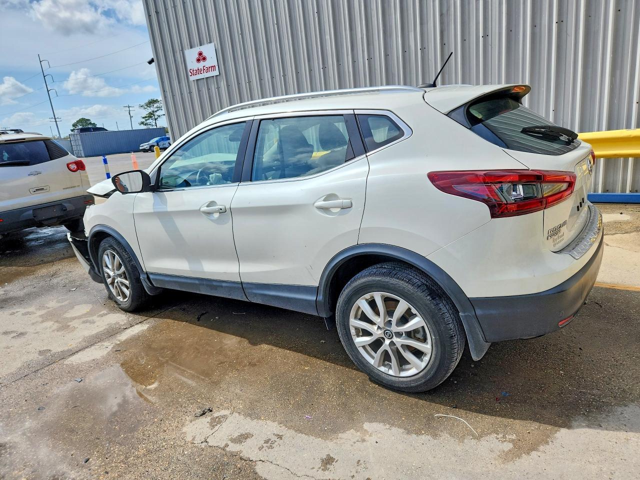 2021 Nissan Rogue Sport Sv - zdjęcie 2