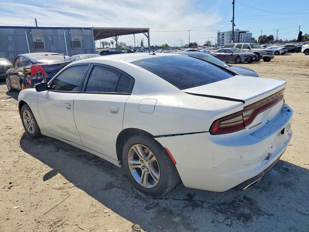 2016 Dodge Charger Se - zdjęcie 2