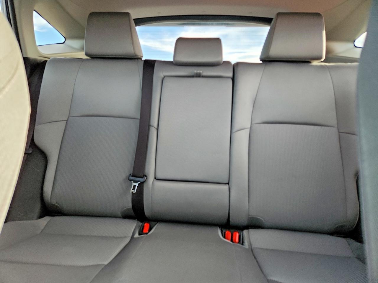 2021 Toyota Venza Le - zdjęcie 10