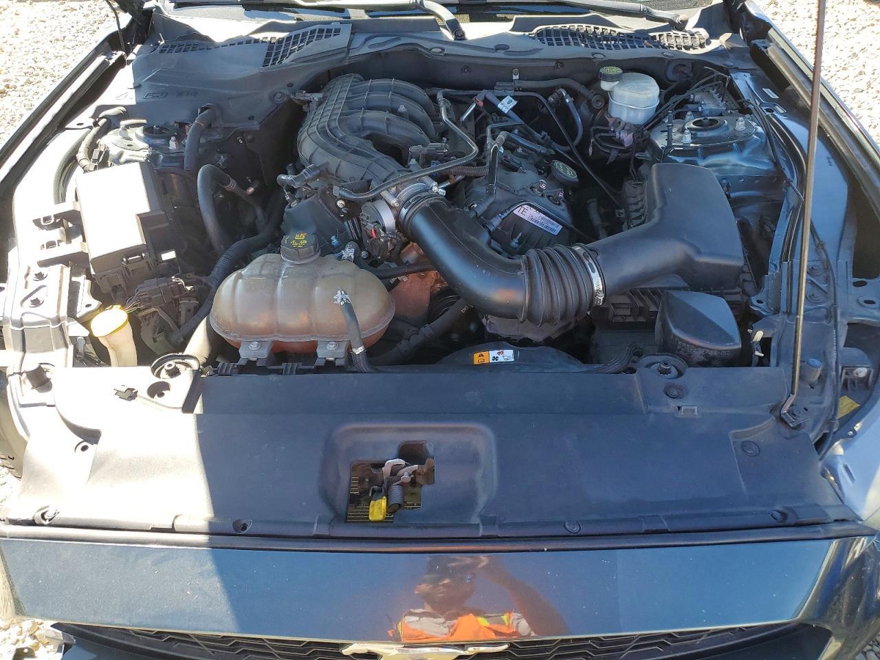 2015 Ford Mustang - zdjęcie 11