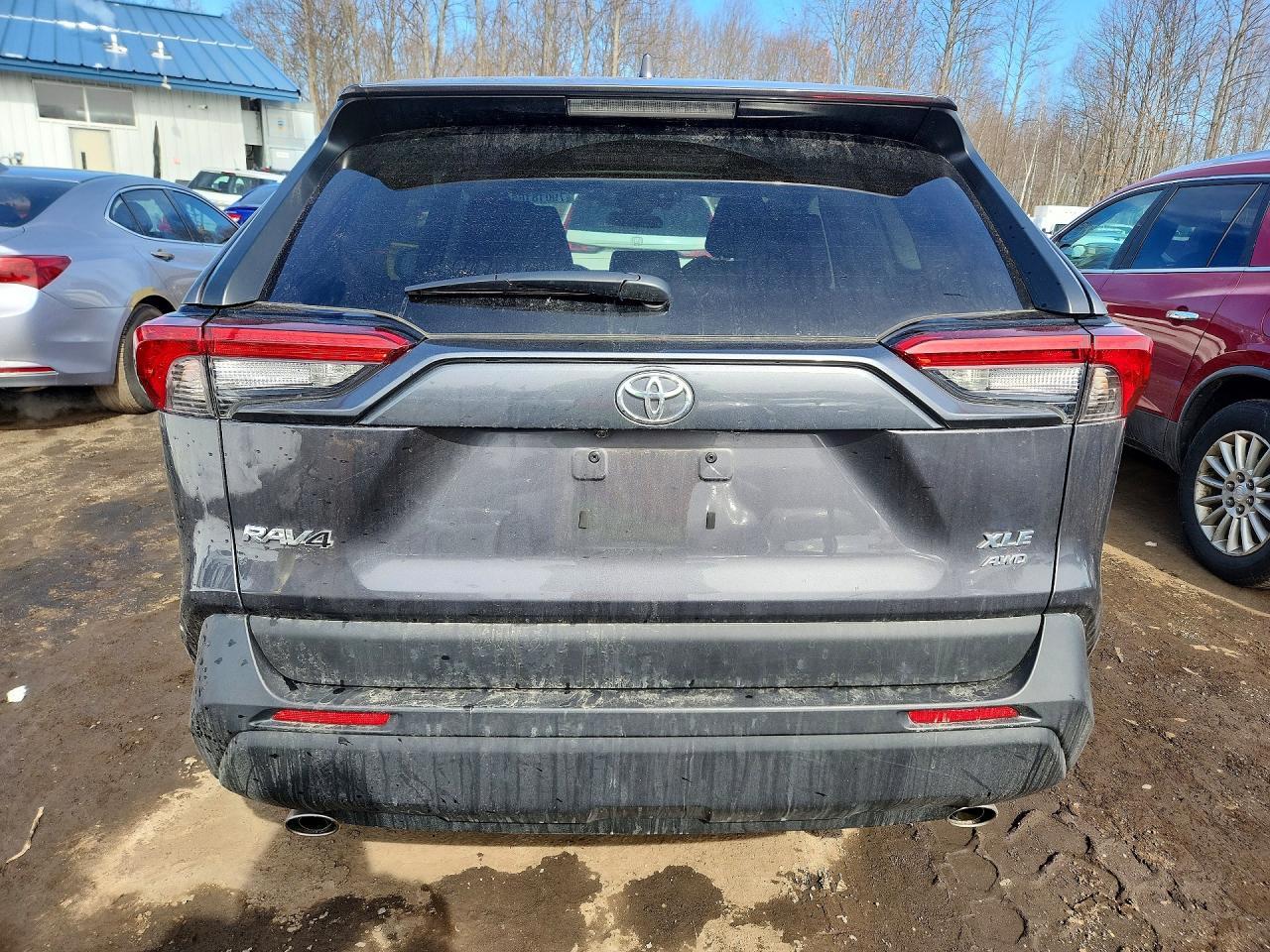 2024 Toyota Rav4 Xle - zdjęcie 6