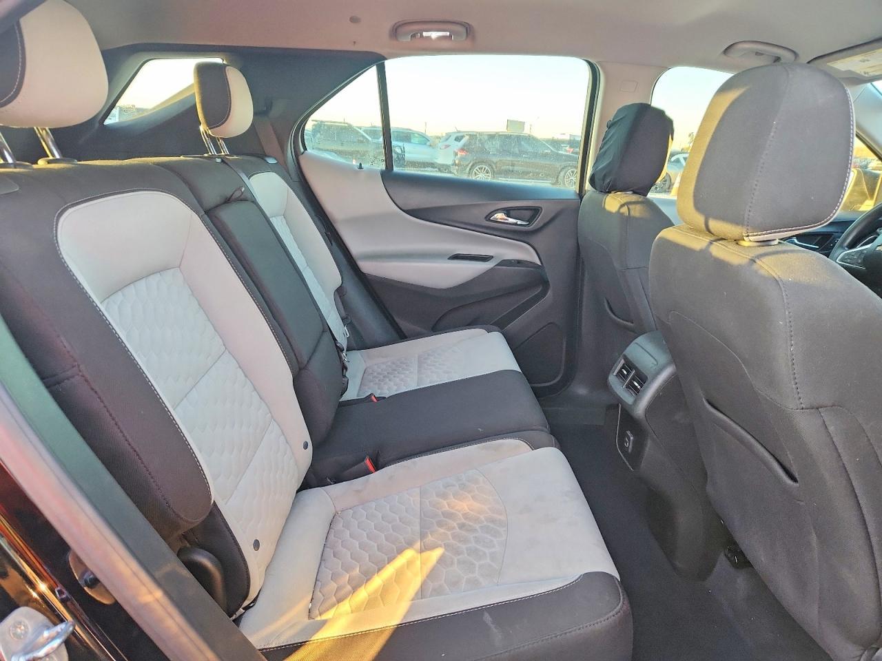 2020 Chevrolet Equinox Ls - zdjęcie 11