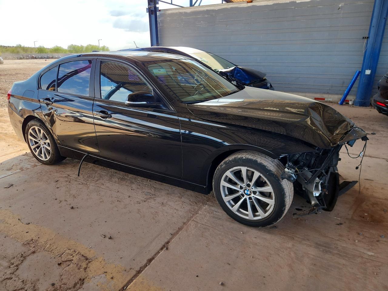 2016 BMW 320 I - zdjęcie 4