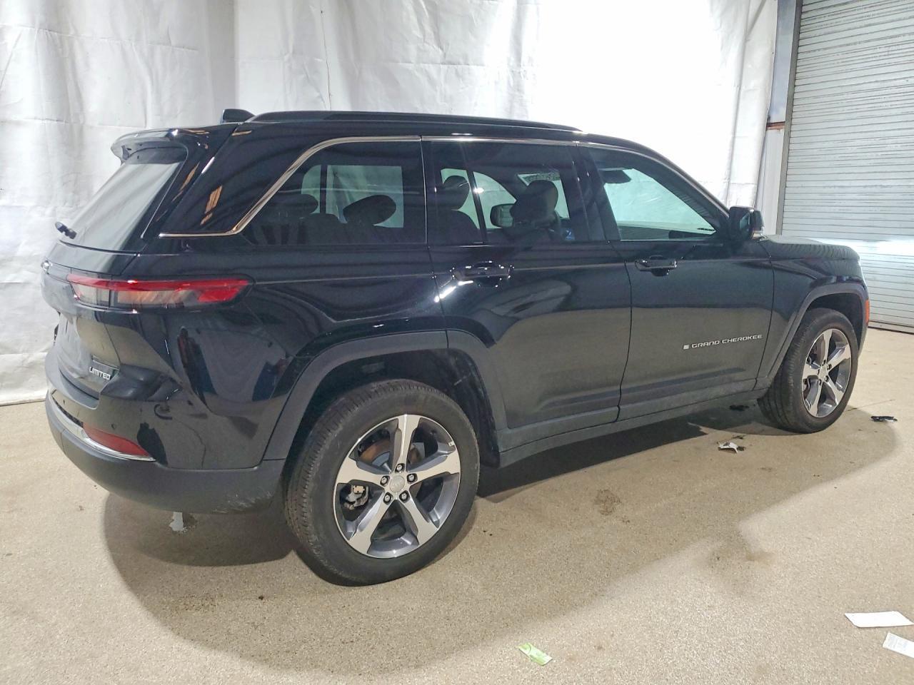 2025 Jeep Grand Cherokee Limited - zdjęcie 3