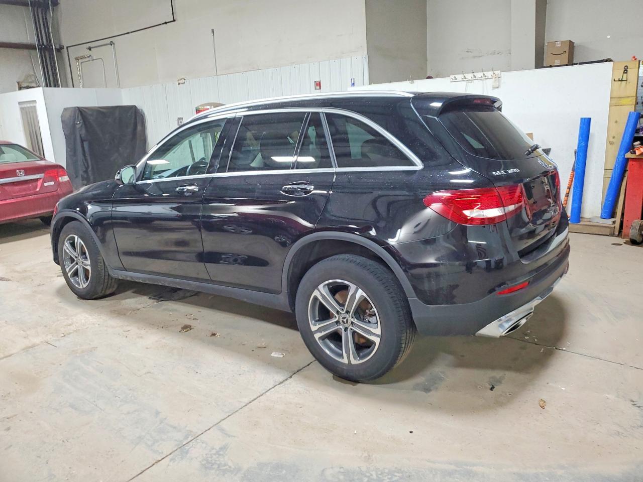 2018 Mercedes-Benz Glc 300 4Matic - zdjęcie 2